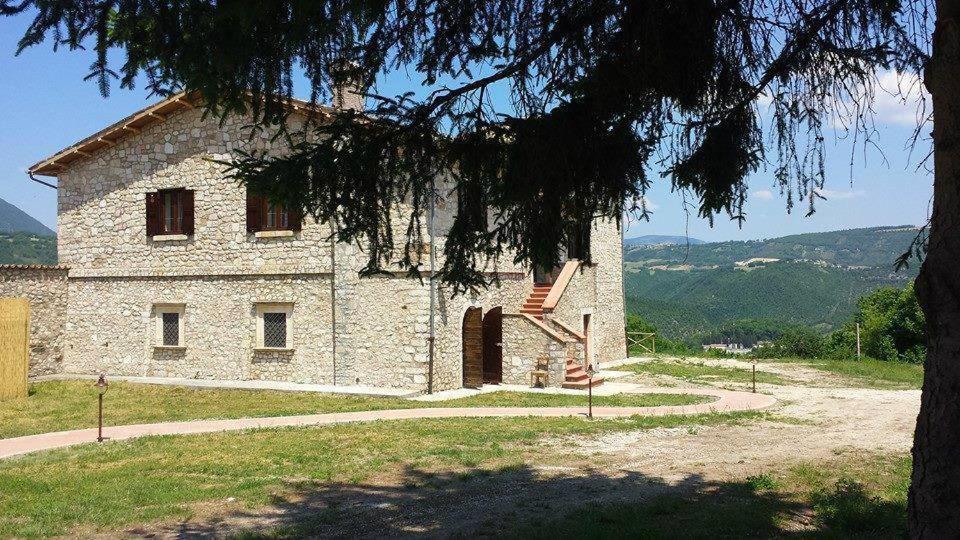 Agriturismo La Commenda-Adults Only Cascia Bagian luar foto