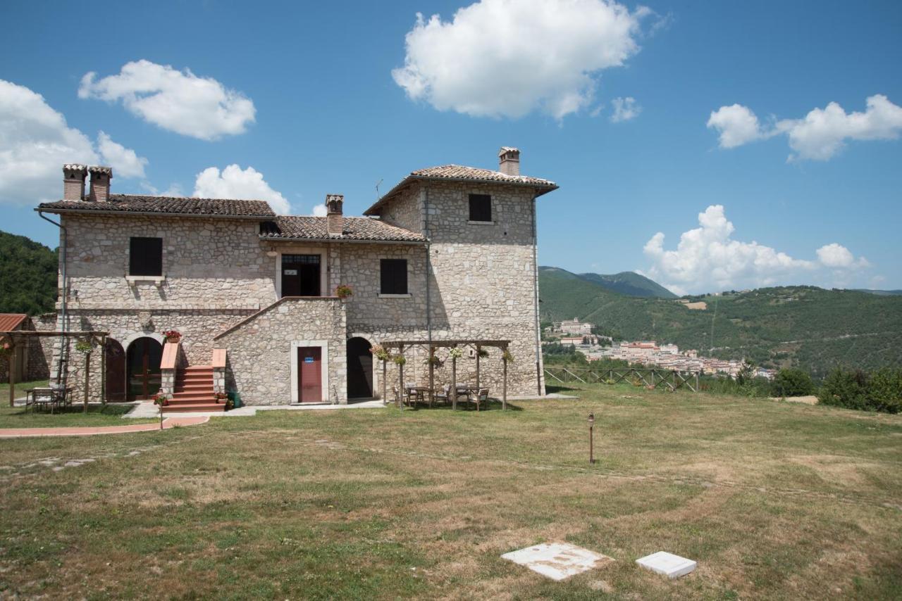 Agriturismo La Commenda-Adults Only Cascia Bagian luar foto